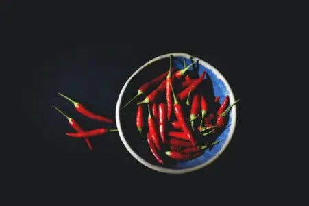 Unveiling-Culinary-Magic-UmamiPapi-s-Crispy-Aromatic-and-Extra-Spicy-Chilli-Oils-from-PetitsTrésors.com.au petitstresors