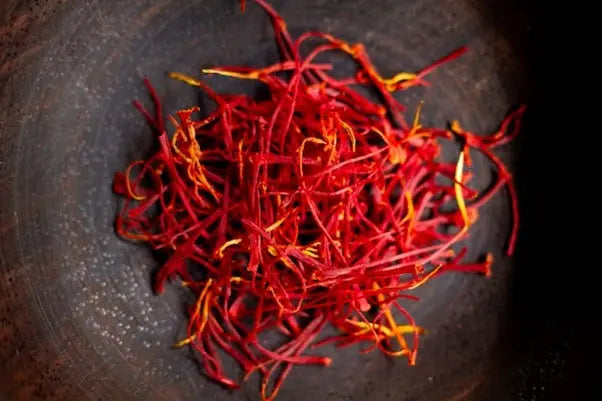 Saffron-Splendour-Elevating-Culinary-Craft-with-PetitsTresors petitstresors